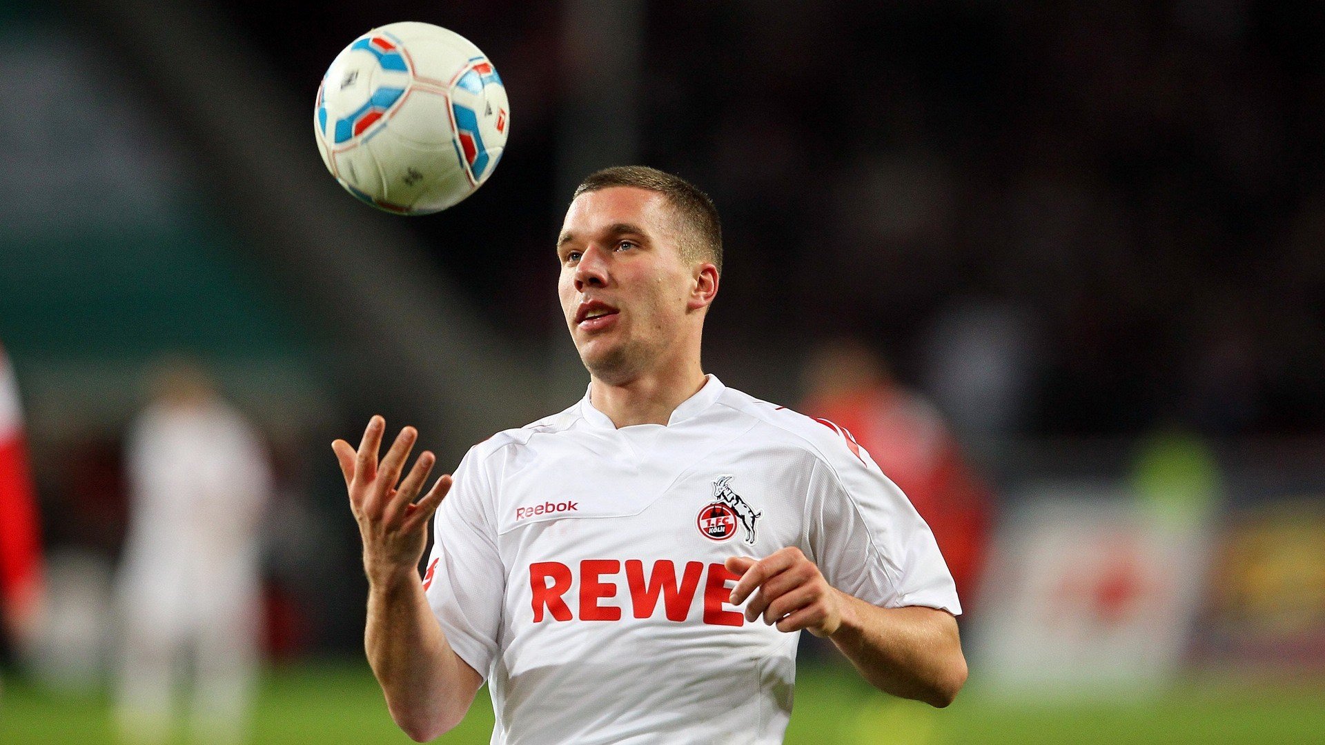 AC MILAN APP-世俱杯：城市间的足球交流盛宴，世俱杯最新消息